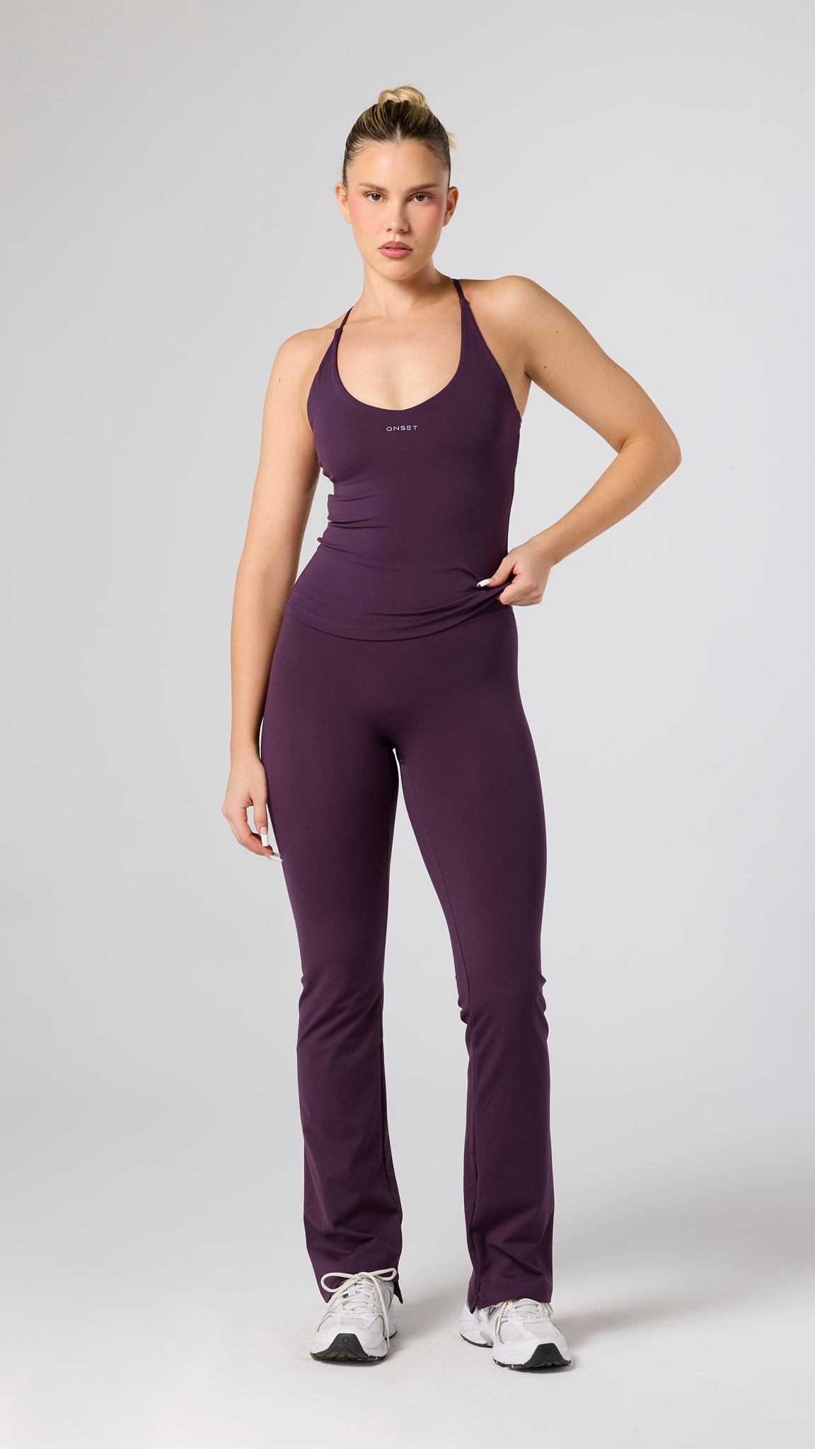 Cherry Pop Twist Sculpt Fit Leggings - Image 4